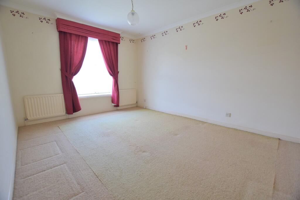 Additional image 8 of Royston Place, Barton On Sea, New Milton, Hampshire. BH25 7AJ