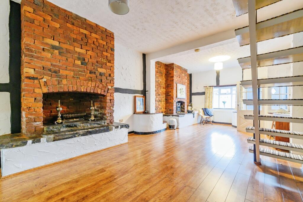 Additional image 2 of Darwen Road, Bolton, BL7