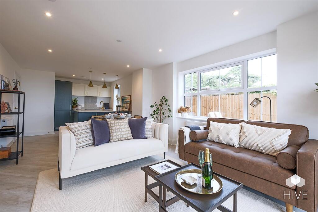 Additional image 5 of West Cliff Gardens, Bournemouth