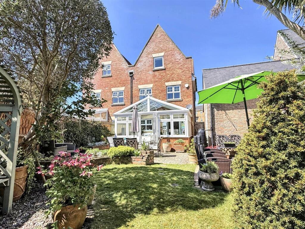 Additional image 4 of Johnston Place, Eastbourne