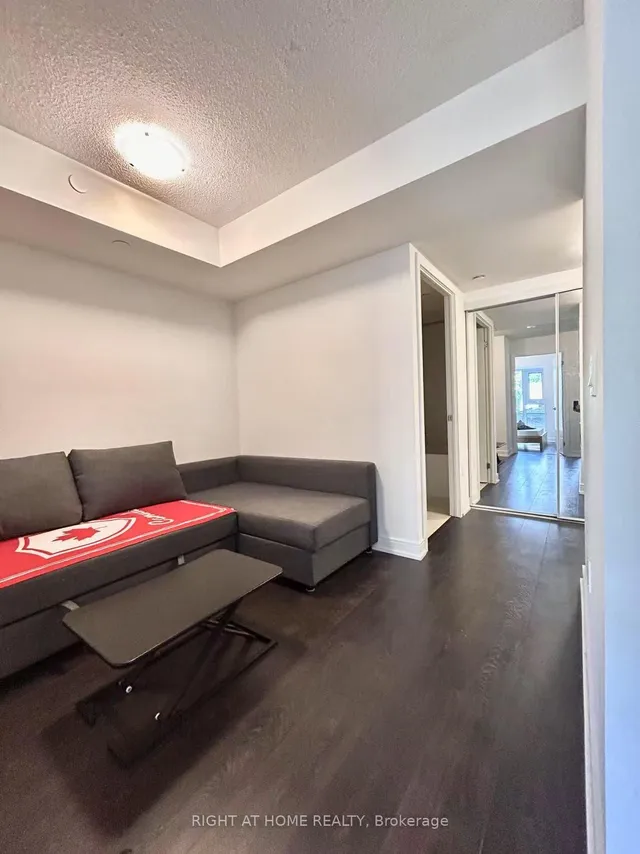 Additional image 17 of 50 Wellesley St Unit 305