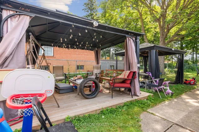 Additional image 22 of 4423 Lawrence Ave