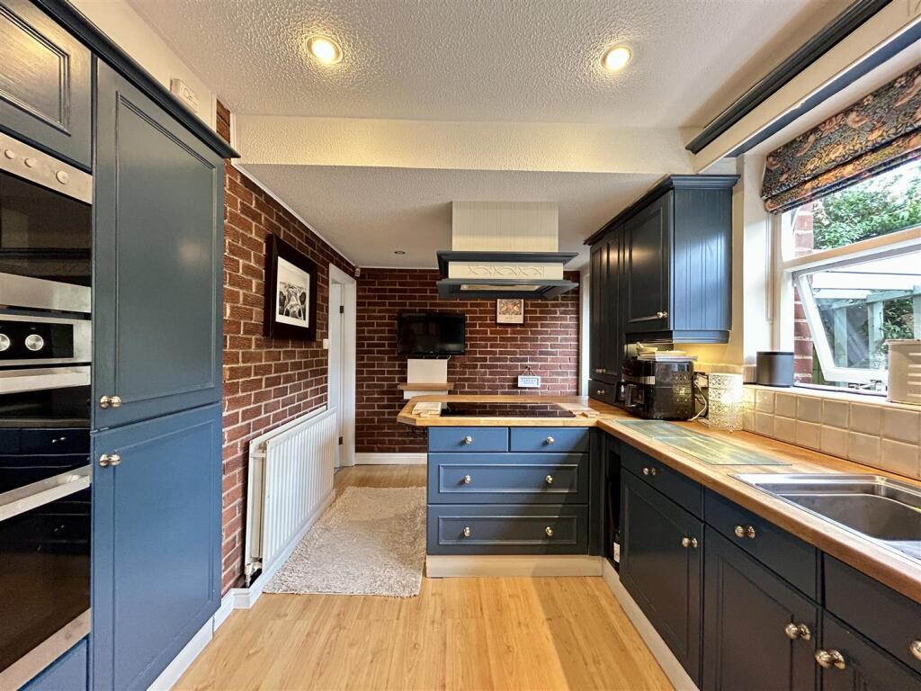 Additional image 13 of Manor Abbey Road, Halesowen