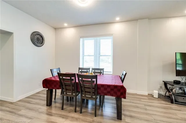 Additional image 11 of 151 Lancaster St