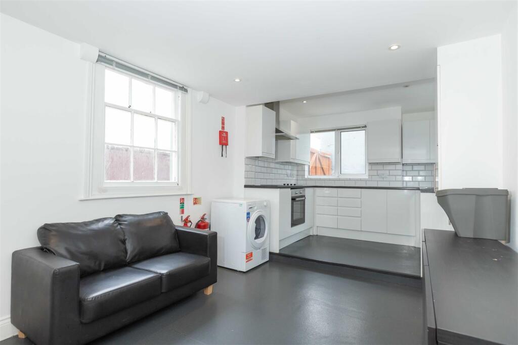 Additional image 3 of Western Place, Heene