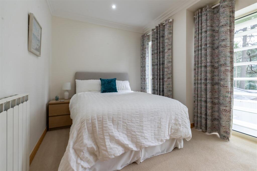 Additional image 16 of Western Avenue, Branksome Park