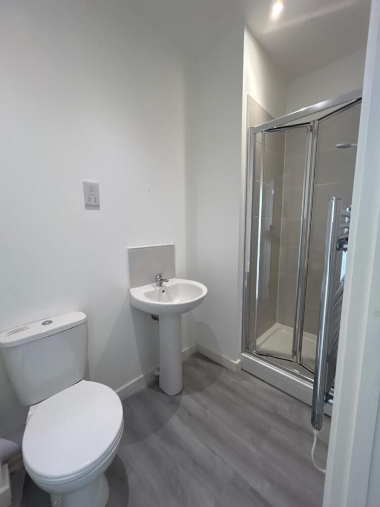 Additional image 6 of Card House, Bingley Road, Bradford, BD9