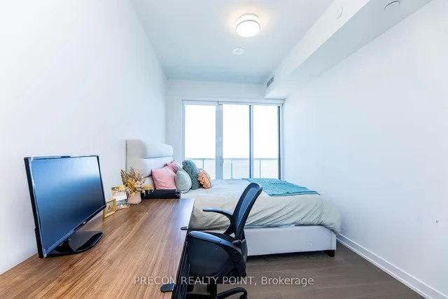 Additional image 10 of 15 Queens Quay St Unit 3202