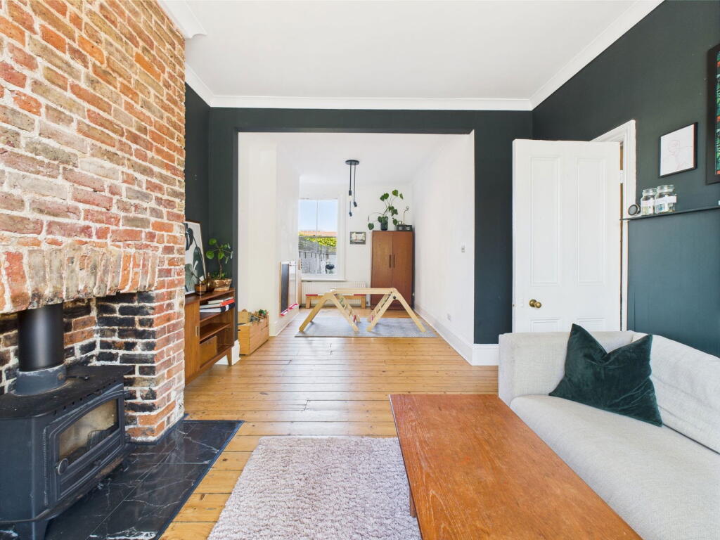 Additional image 19 of Warwick Gardens, Worthing, BN11 1PF