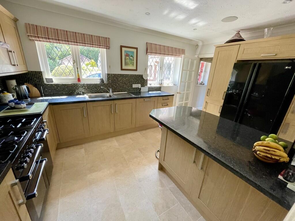 Additional image 5 of Airetons Close, Broadstone