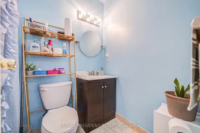 Additional image 27 of 10 Eddystone Ave Unit 250