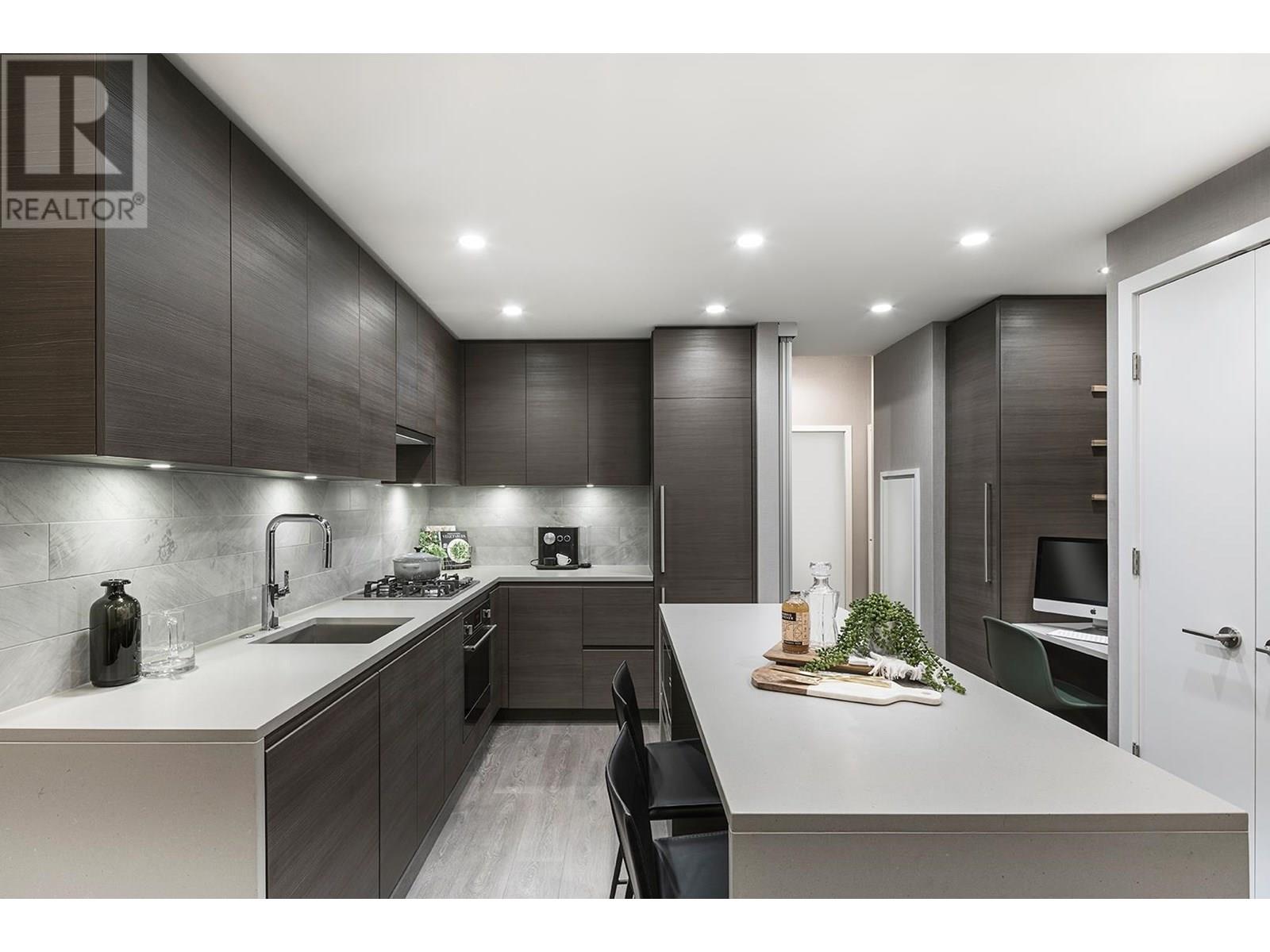 4609 2108 GILMORE AVENUE|Burnaby, British Columbia V5C0N8