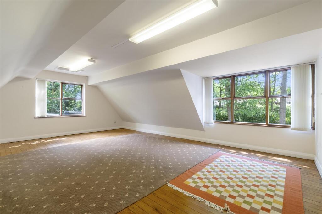 Additional image 19 of Endwood Drive, Little Aston Park