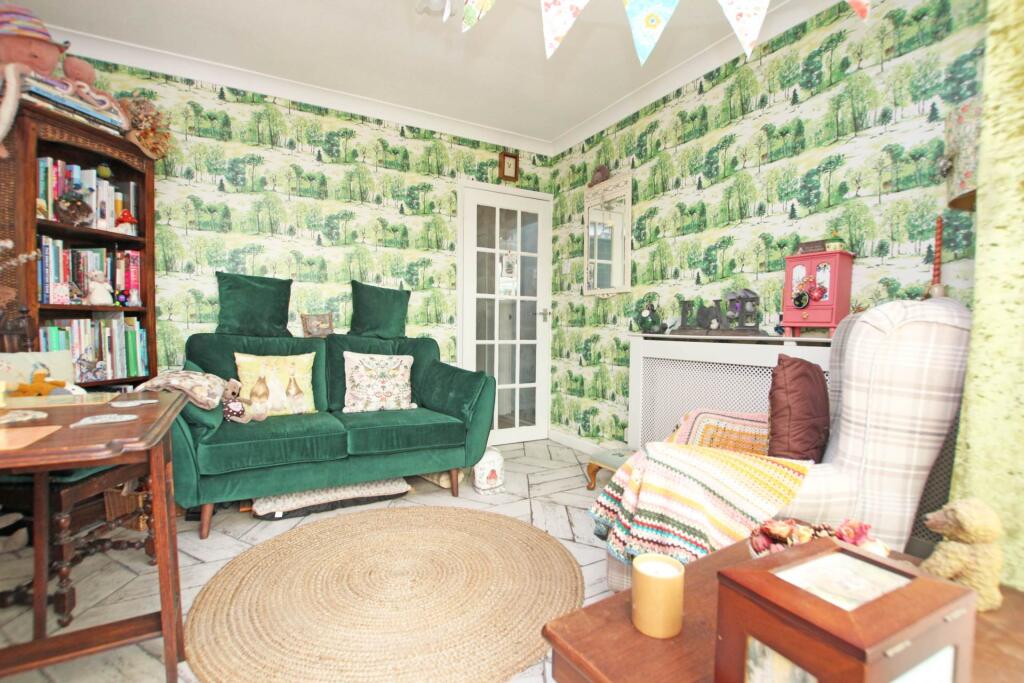 Additional image 16 of Willingdon Park Drive, Eastbourne, BN22 0DB