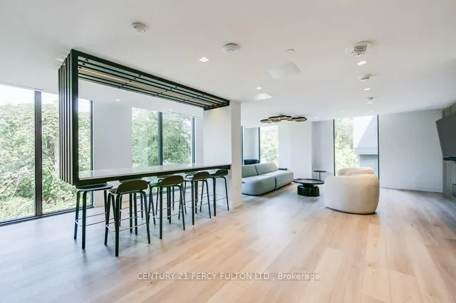 Additional image 44 of 500 Wilson Ave Unit 701