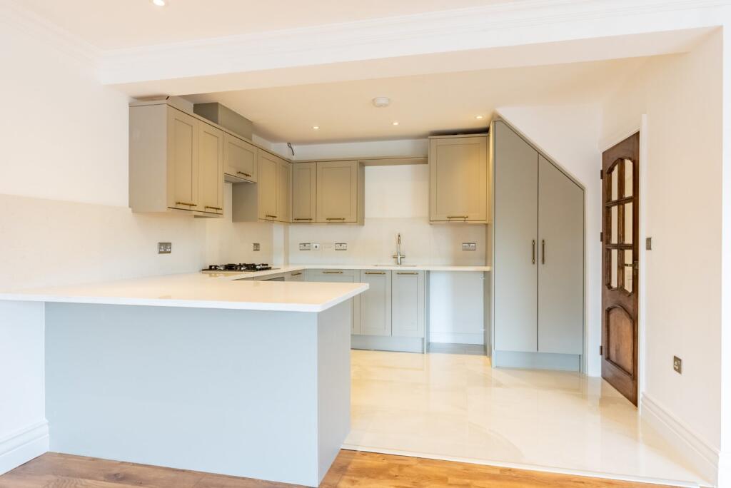 Additional image 4 of Batchwood Drive, St. Albans, Hertfordshire, AL3