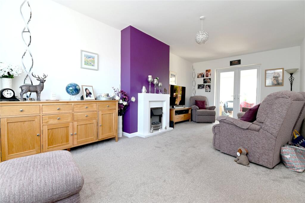 Additional image 5 of High Ridge Crescent, New Milton, Hampshire, BH25