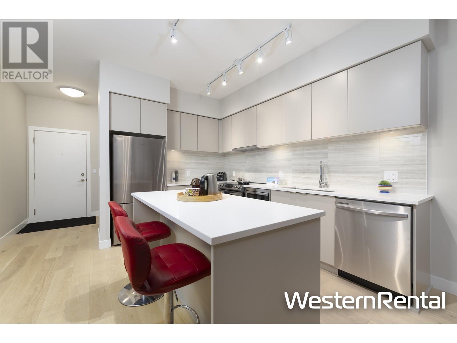 13FL 8725 UNIVERSITY CRESCENT|Burnaby, British Columbia V5A0G2