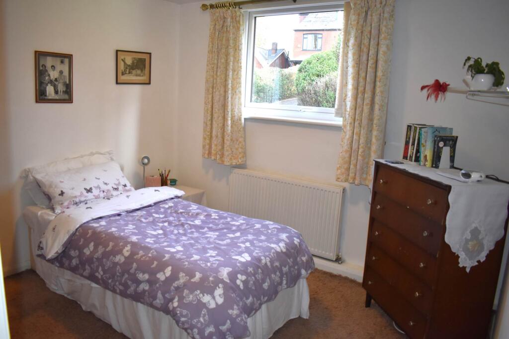 Additional image 26 of 4 or 5 Bedrooms - Riding Gate, Harwood