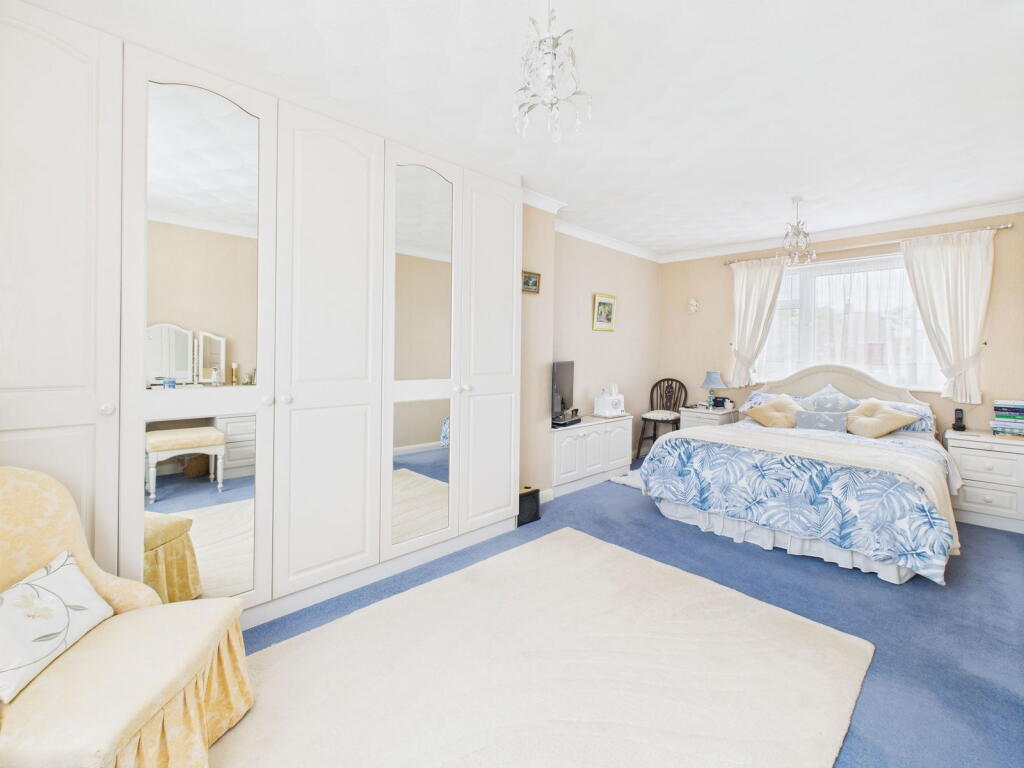 Additional image 12 of Chesswood Road, Worthing, BN11 2AG