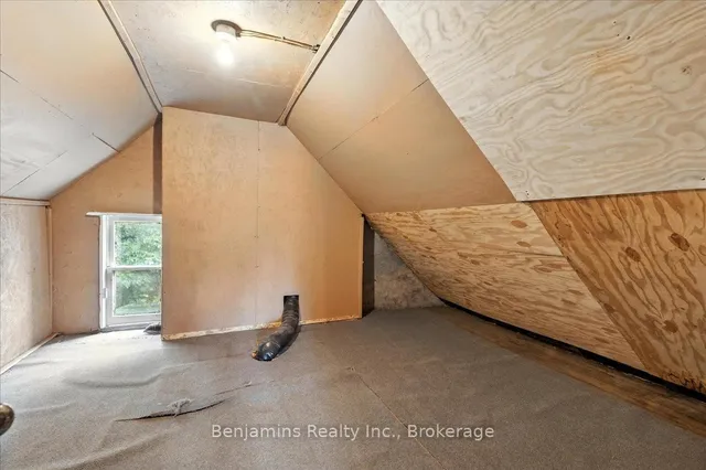 Additional image 34 of 64 Lancaster St