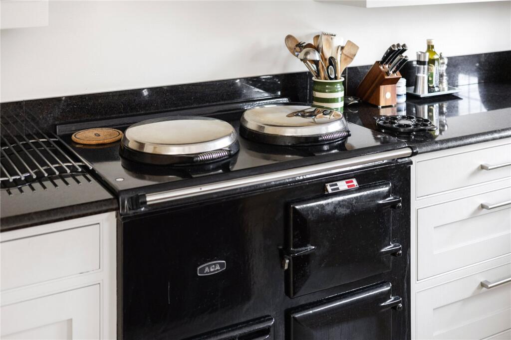 Additional image 12 of The Uplands, Harpenden, Hertfordshire, AL5