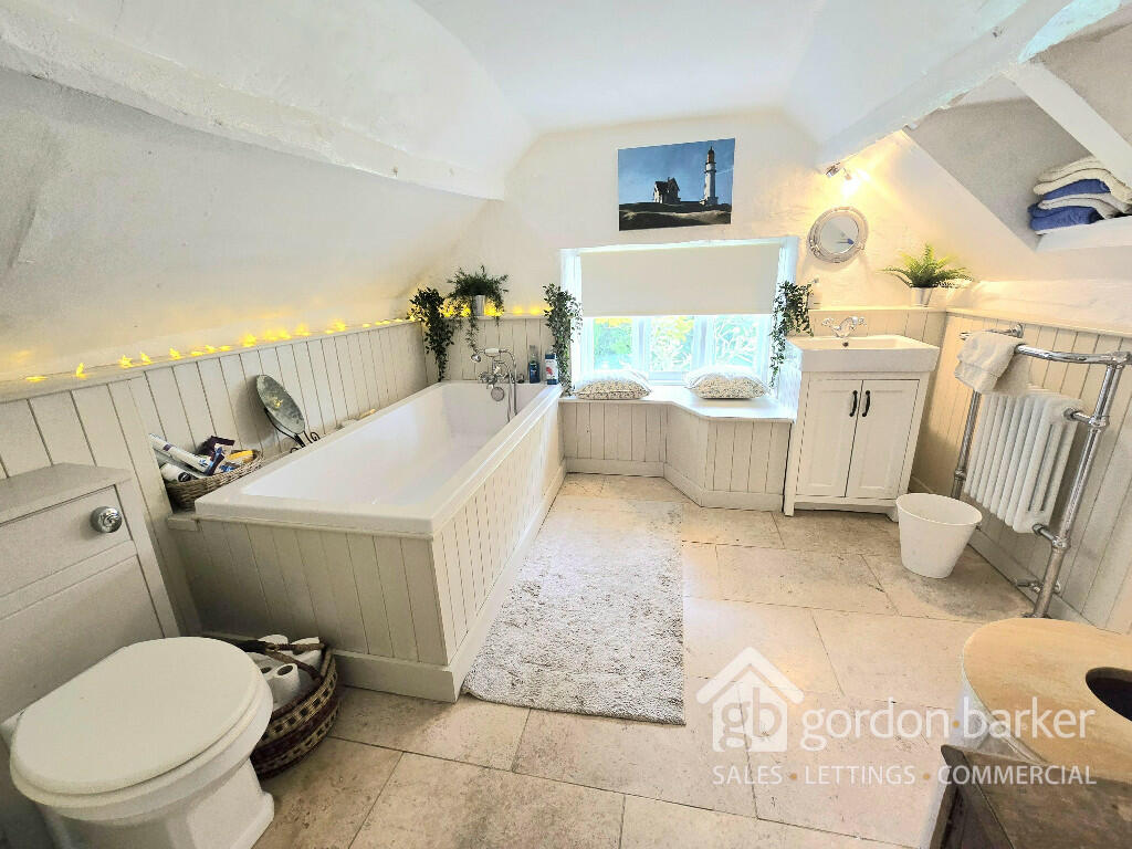 Additional image 32 of Crescent Road, Verwood, Dorset, BH31