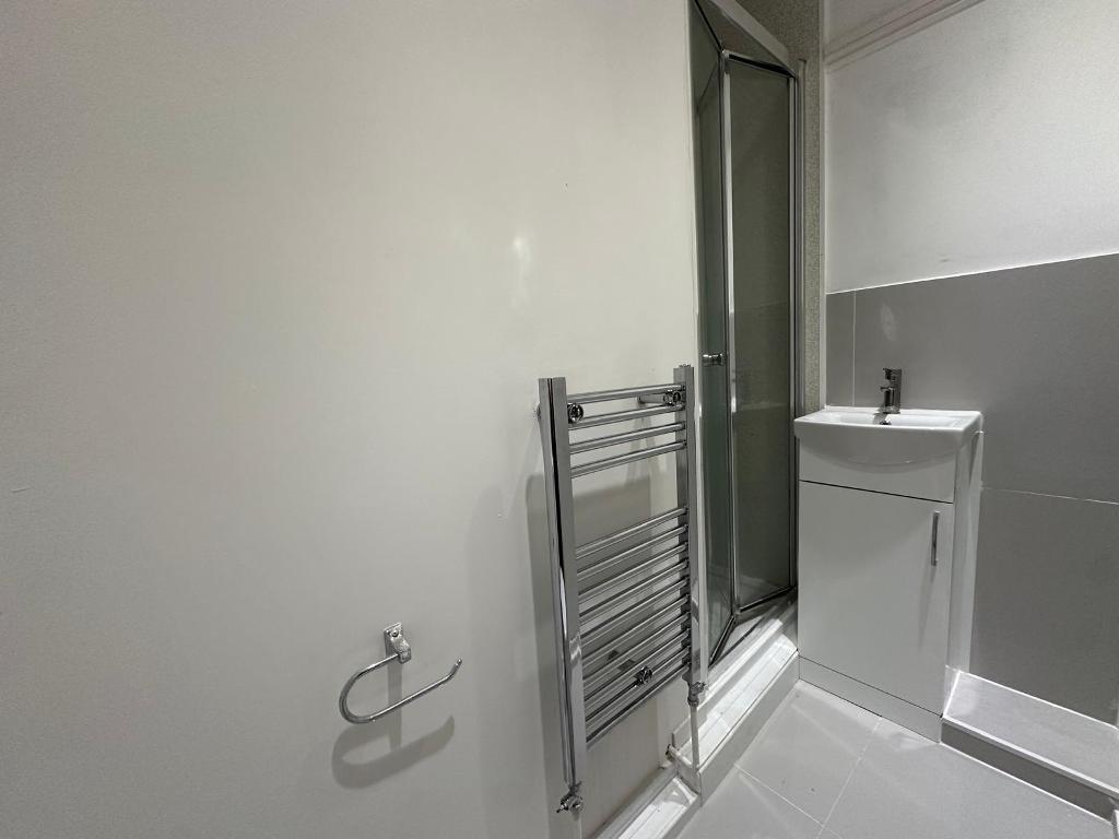 Additional image 4 of Cavendish Avenue, Eastbourne, East Sussex, BN22