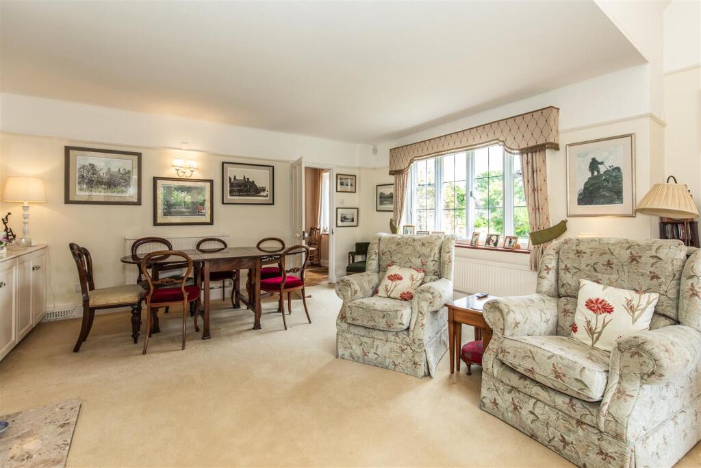 Additional image 7 of Manor Way, Eastbourne, BN20 9BN