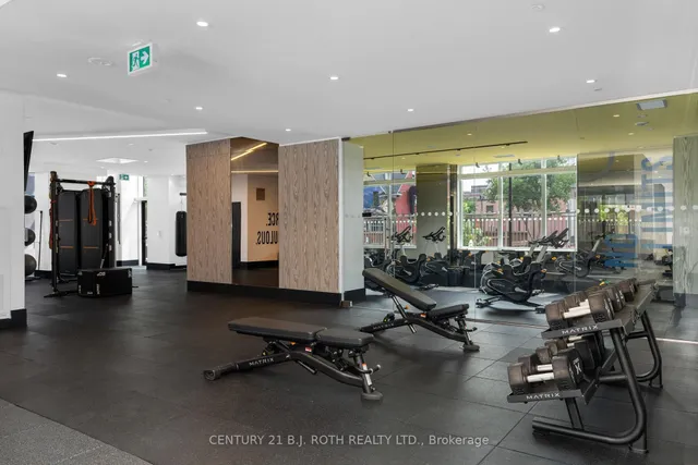 Additional image 33 of 85 Duke St Unit 1507