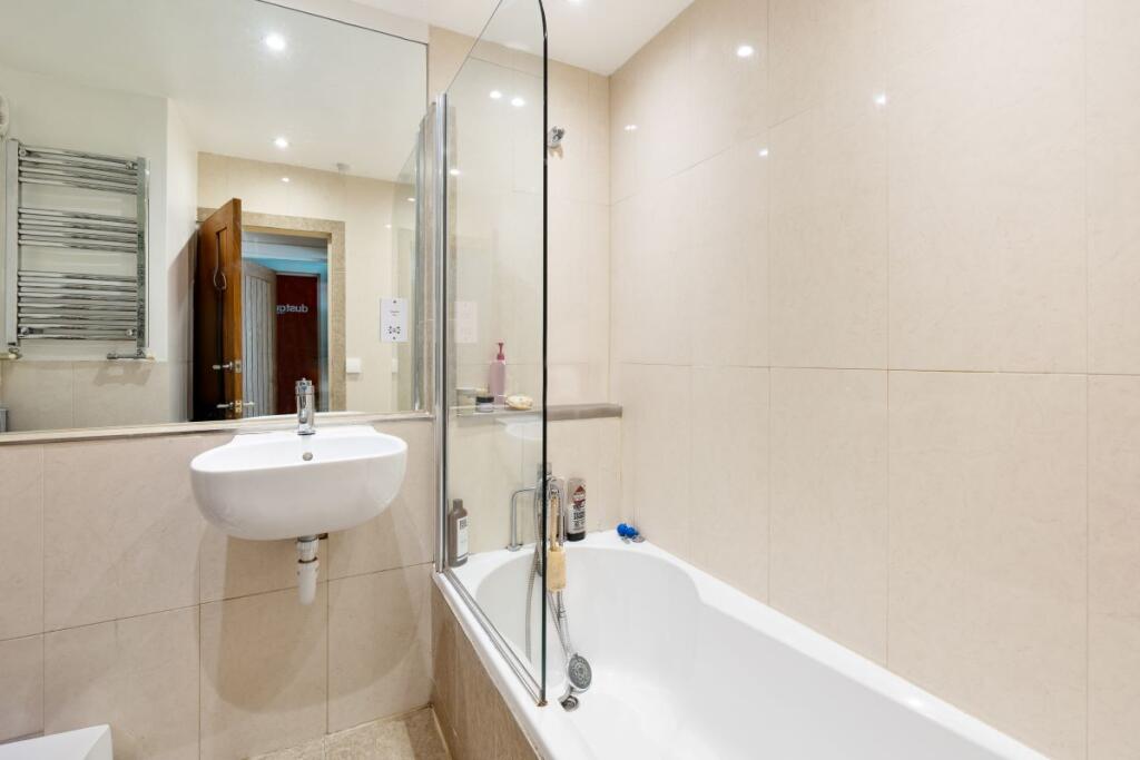 Additional image 16 of The Pool Flat, 117-118 Marine Parade, Brighton, East Sussex, BN2 1DD