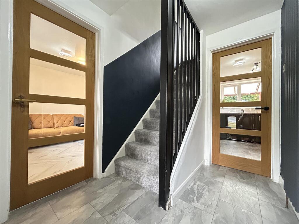 Additional image 2 of Waverley Crescent, Romsley, Halesowen