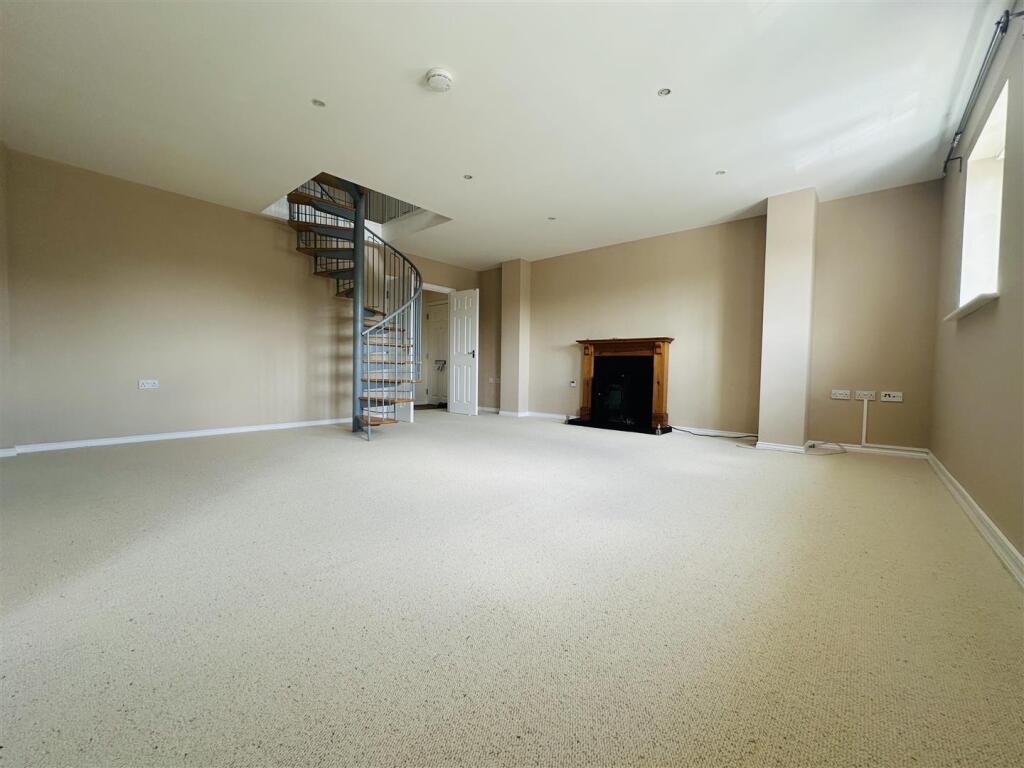 Additional image 5 of Peel Close, Verwood