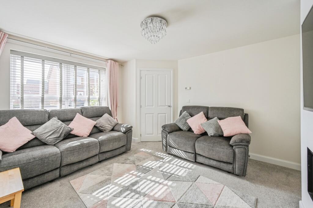 Additional image 4 of Hedley Close, Tamworth, Staffordshire, B78