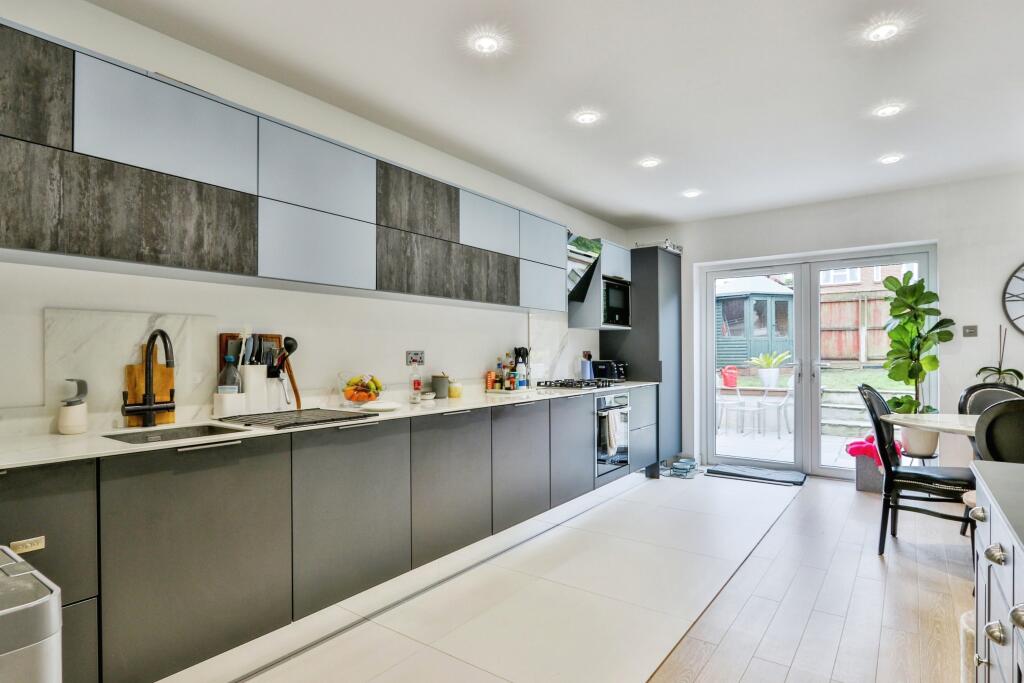 Additional image 6 of Strathmore Road, MUSCLIFF, Bournemouth, Dorset, BH9