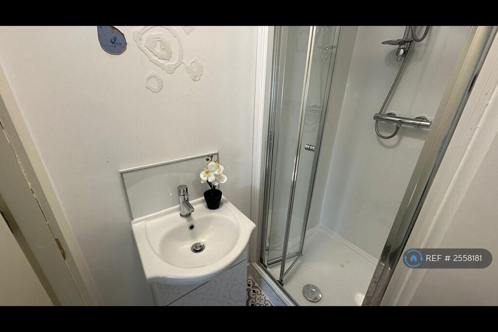 Additional image 35 of Rishton Lane, Bolton, BL3