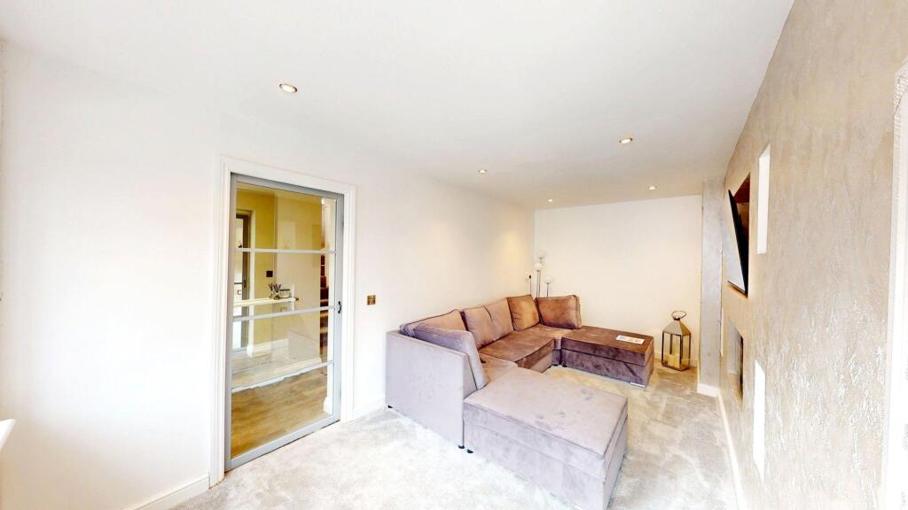 Additional image 4 of Smithills Vale, Bolton, BL1