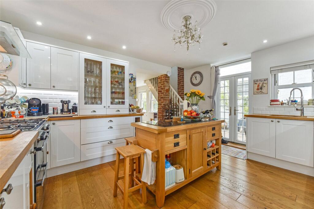 Additional image 4 of South Terrace, Littlehampton, West Sussex, BN17