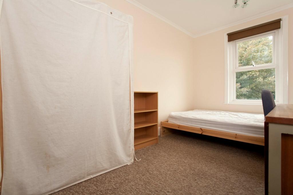 Additional image 2 of ROOM IN 4 Bed Student house on Clavin Road - SEE VIDEO TOUR