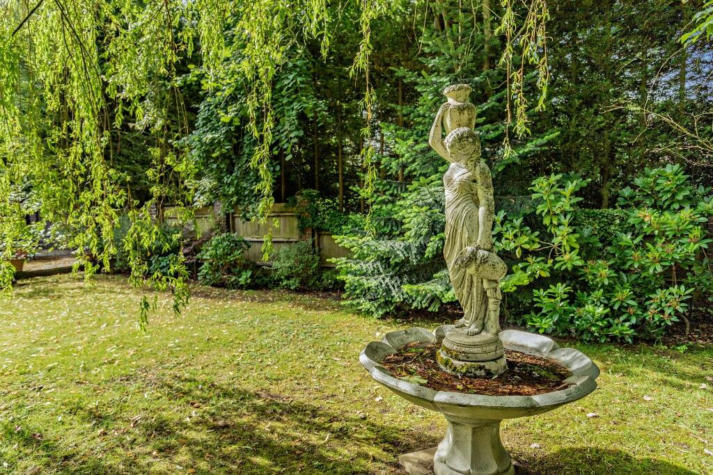 Additional image 34 of Roman Road, Little Aston, Sutton Coldfield, B74