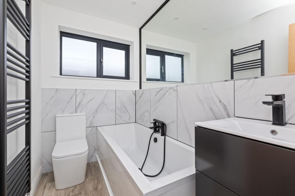 Additional image 8 of Swanbourne Road, Littlehampton, BN17