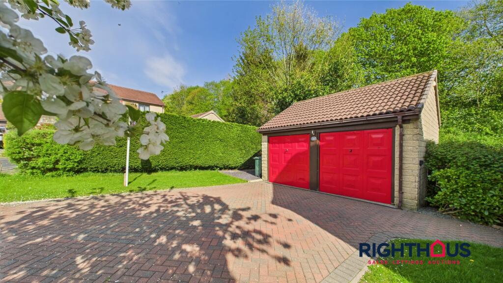 Additional image 29 of Badgers Way, Bradford, BD2