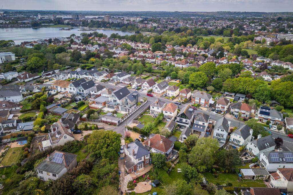 Additional image 5 of Castledene Crescent, Whitecliff, Poole BH14 8DP