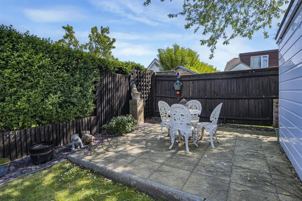 Additional image 14 of Capel Avenue, Peacehaven