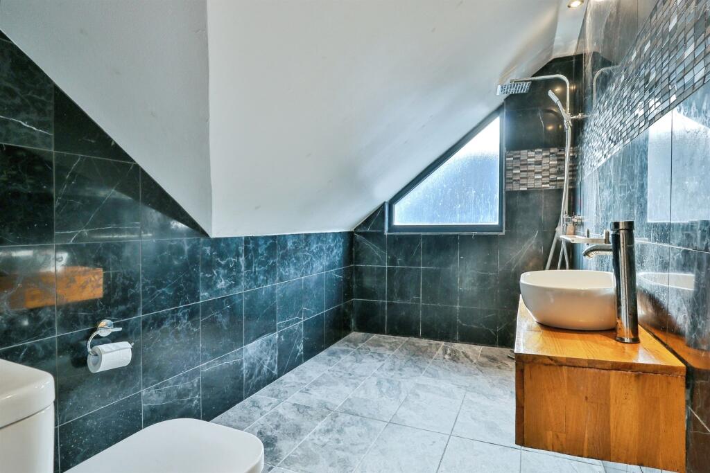 Additional image 12 of Evering Avenue, Poole