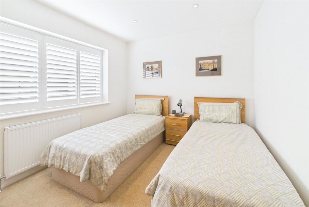 Additional image 16 of Silver Glade, Tuckton Close, Southbourne, Dorset, BH6