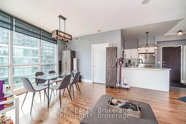 Additional image 22 of 231 Fort York Blvd Unit 730