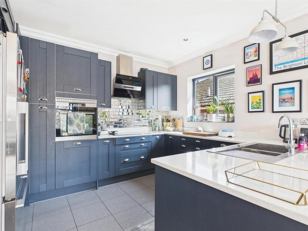 Additional image 6 of The Compts, Peacehaven