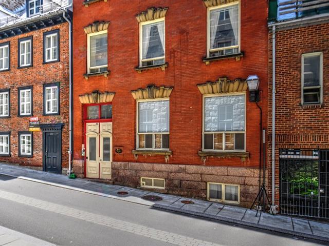 Primary image of 28 Rue Ste-Famille|#SS1|Québec (La Cité-Limoilou), Quebec G1R4L1