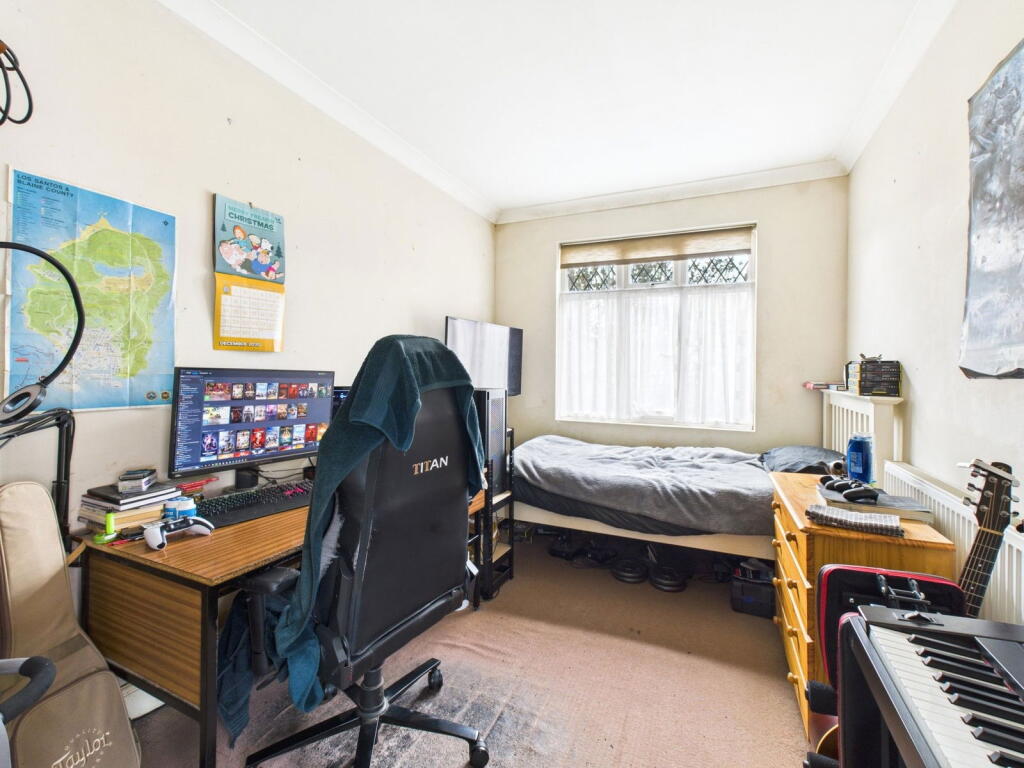 Additional image 19 of Cecilian Avenue, Worthing, BN14 8AU